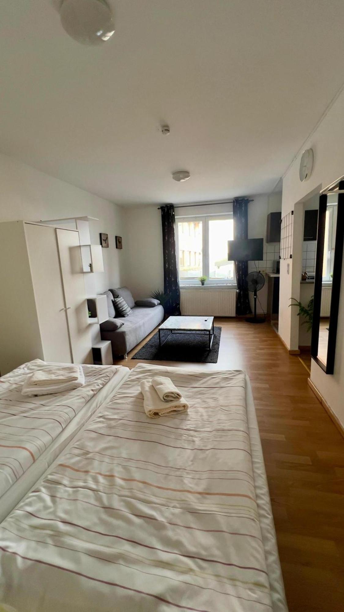 Praktische City Apartments Direkt Am Hauptbahnhof Neumünster Exterior foto